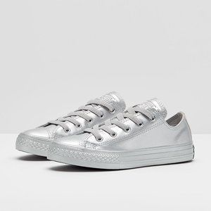Silver Converse Size US 6